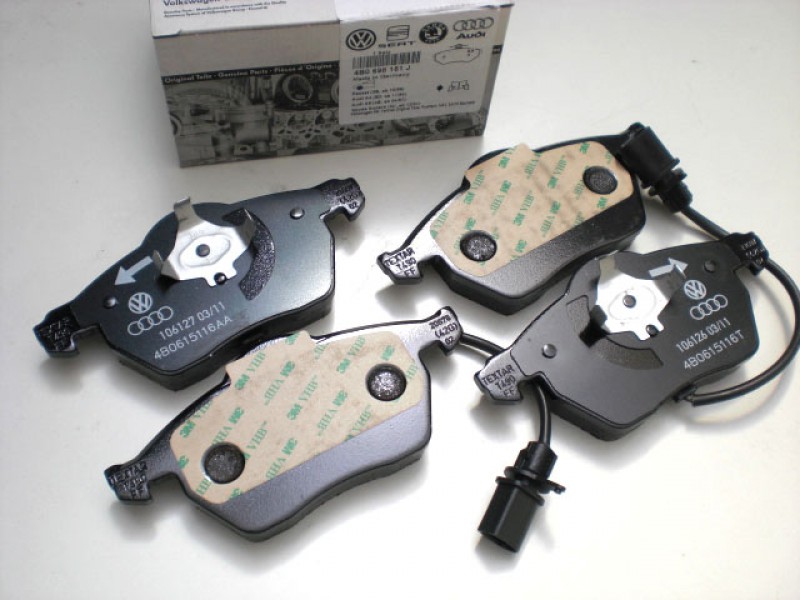 Krottendorf Bremsbeläge mit Warnkontakt für vorne Audi A4 A6 A8 Seat Exeo VW
