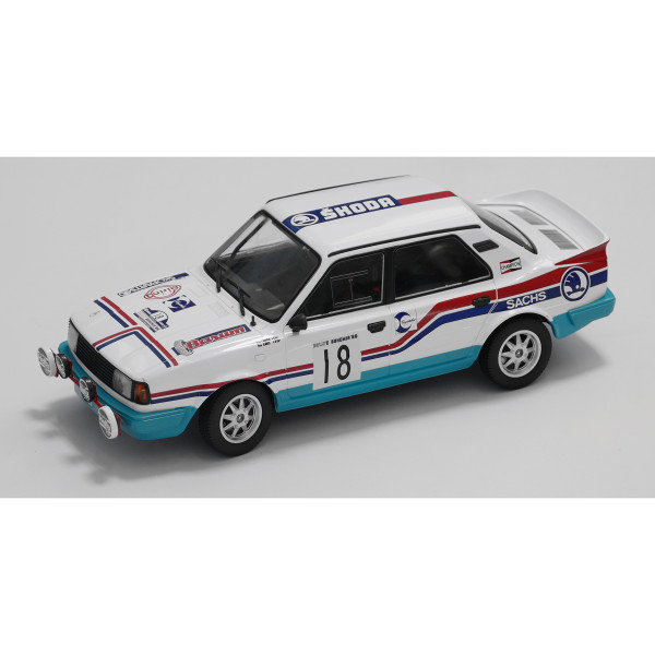 Original Skoda 130 LR No.18 Rally Bohemia Modellauto Maßstab 1:18 Modell Miniatur 6U0099302B