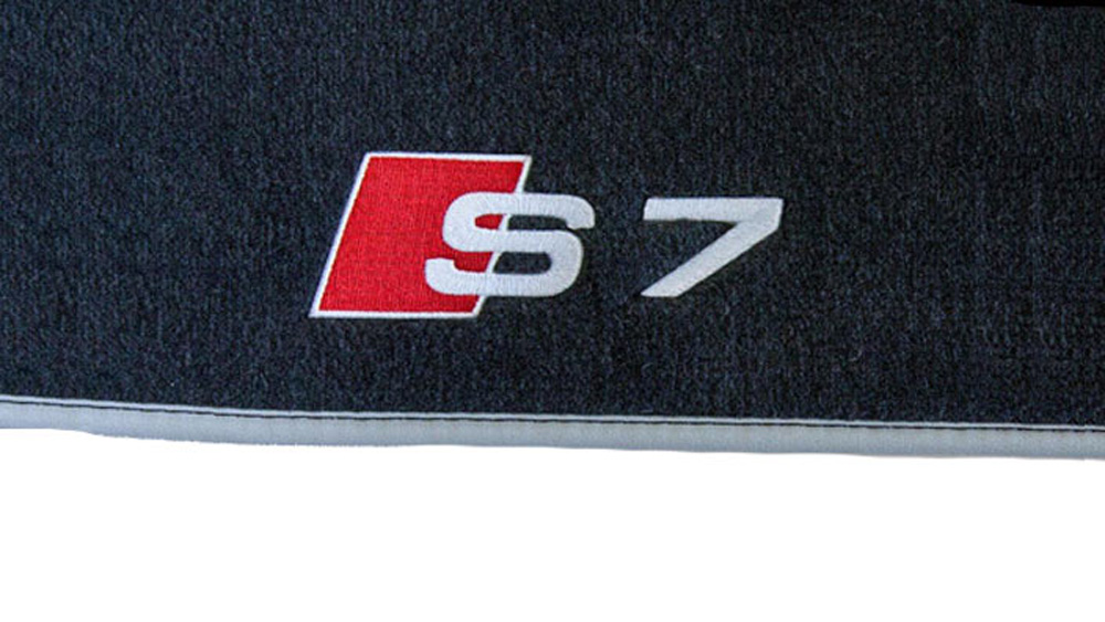 Original Audi RS Velour Fußmatten VORN + HINTEN Schwarz für Audi A6 C8 A7  4K RHD 