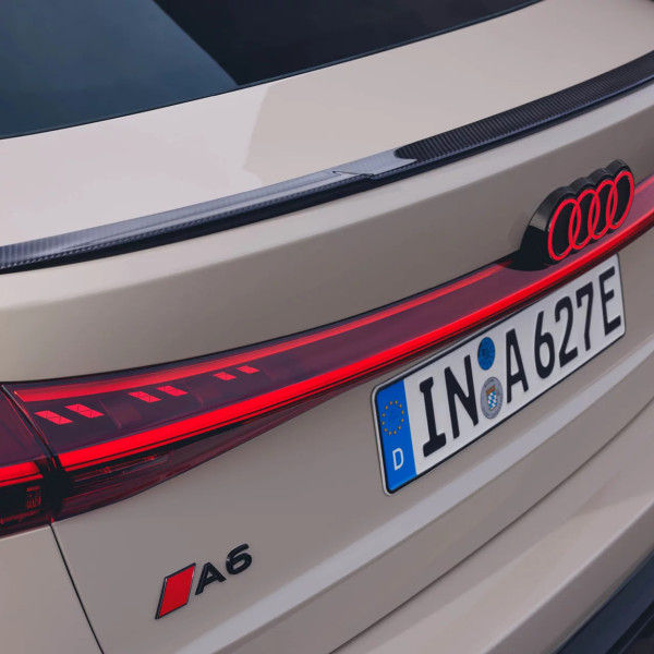 Original Audi A6 Sportback e-tron Carbon Heckklappenspoiler Heckspoiler 85F0716413Q0
