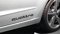 Dekorfolie quattro Schriftzug Brilliantschwarz Original Audi Tuning Folie 4G0064317Y9B Dekorfolie quattro Schriftzug Brilliantschwarz Original Audi Tuning Folie 4G0064317Y9B