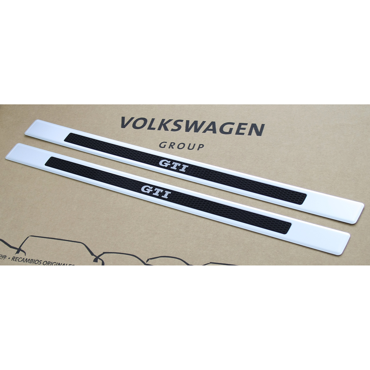 Abdeckringe VW Up Nebelscheinwerfer-Set Chrom / Aluminium Original