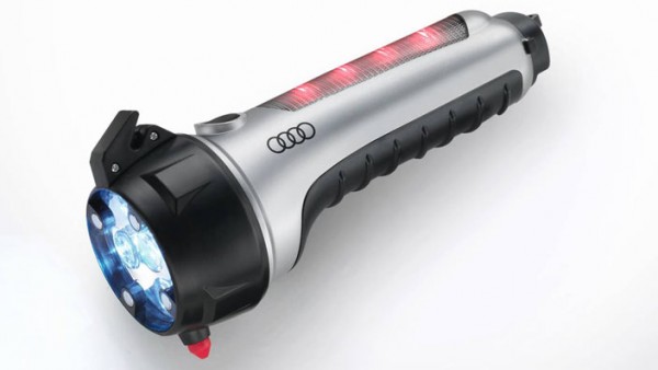 Audi Original Notfall-Werkzeug-Set Taschenlampe LED Gurtschneider Hammer Magnethalter