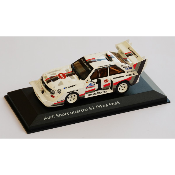 Audi Sport quattro S1 Pikes Peak Modellauto 1:43 Miniatur Alpinweiß Modell A5-5806