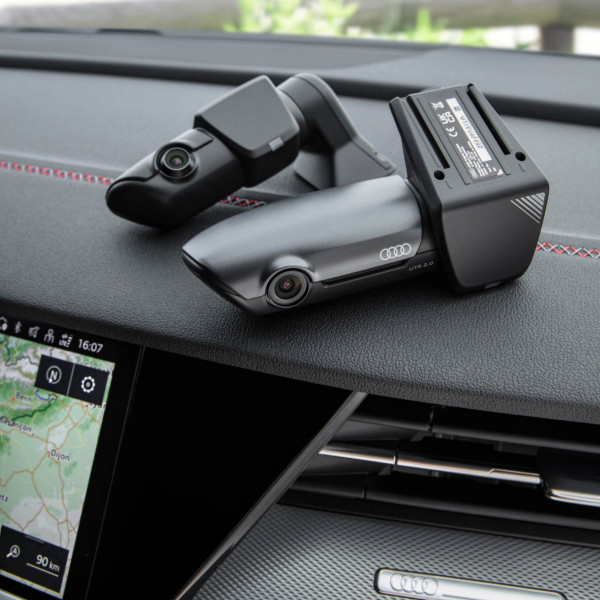 Original Audi Umfeldkamera Dashcam Universal Traffic Recorder 2.0 Front- und Hecksystem 4K0063511A