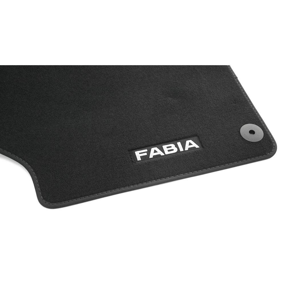 Original Skoda Fabia III Prestige Textil Fußmatten Satz 6V1061404