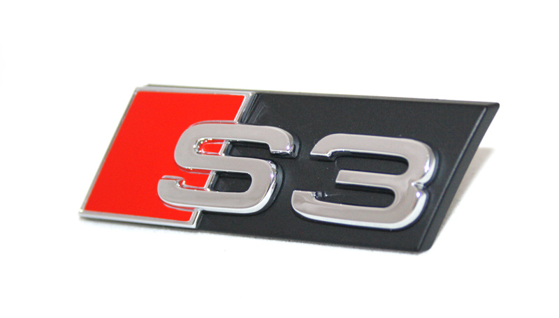 Значки на автомобилях Ауди 3. Логотип Ауди s line. Audi s line оригинальный значок. Эмблема Ауди брызговик.