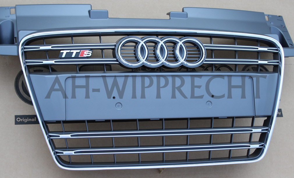 Audi TTS 8J Coupe / Roadster NSW Abdeckung Set Original Tuning